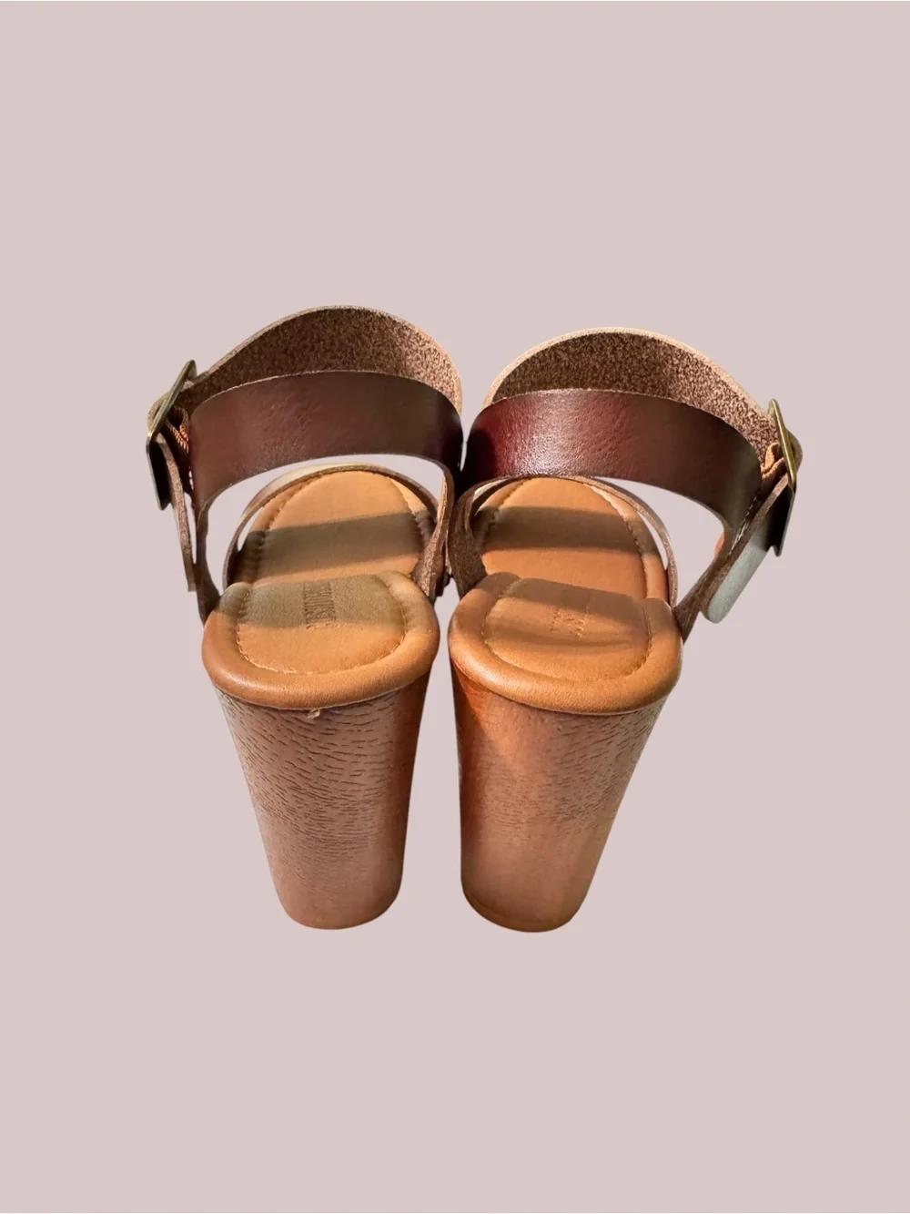 CUSHIONAIRE Women's Sydney Faux Wood Sandals + LiteSole Technology NWT Size 8